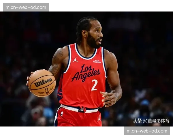 快船加兰明日将迎首秀 泰伦卢表示不会给其施加压力 快船加兰明日将迎首秀 泰伦卢表示不会给其施加压力